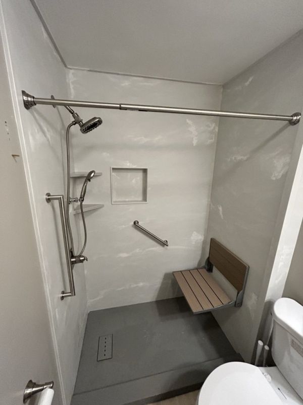 Top Tub To Shower Conversion Companies in Port Washington, WI